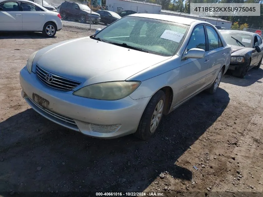 2005 Toyota Camry Le VIN: 4T1BE32KX5U975045 Lot: 40661016