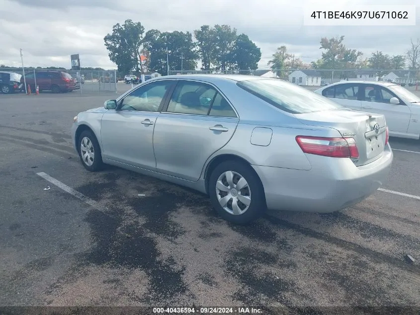 2007 Toyota Camry Le VIN: 4T1BE46K97U671062 Lot: 40436594