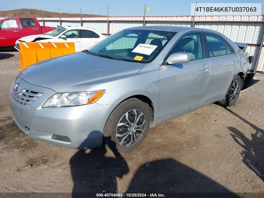 2007 Toyota Camry Le VIN: 4T1BE46K87U037063 Lot: 40704083