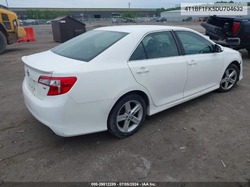 4T1BF1FK5DU704632 2013 Toyota Camry Se