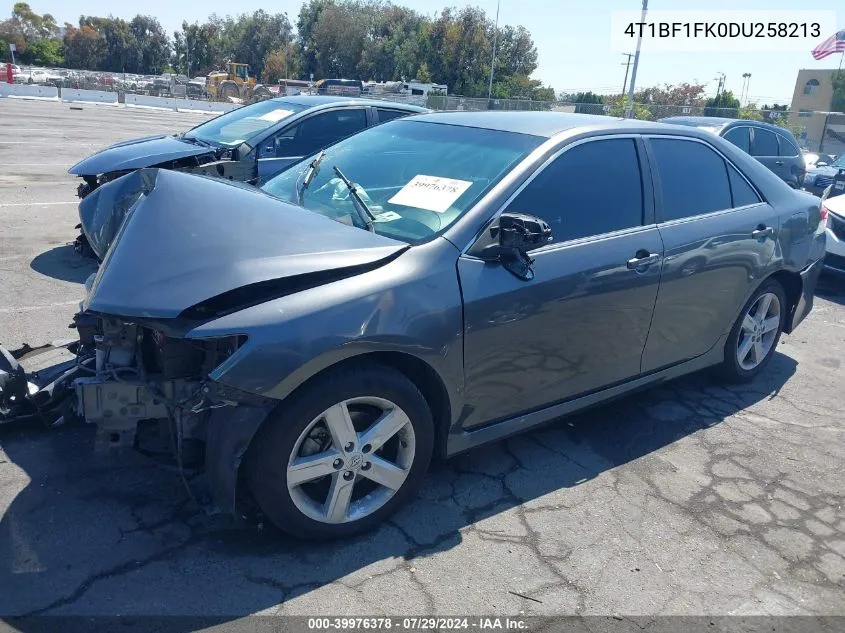 4T1BF1FK0DU258213 2013 Toyota Camry Se