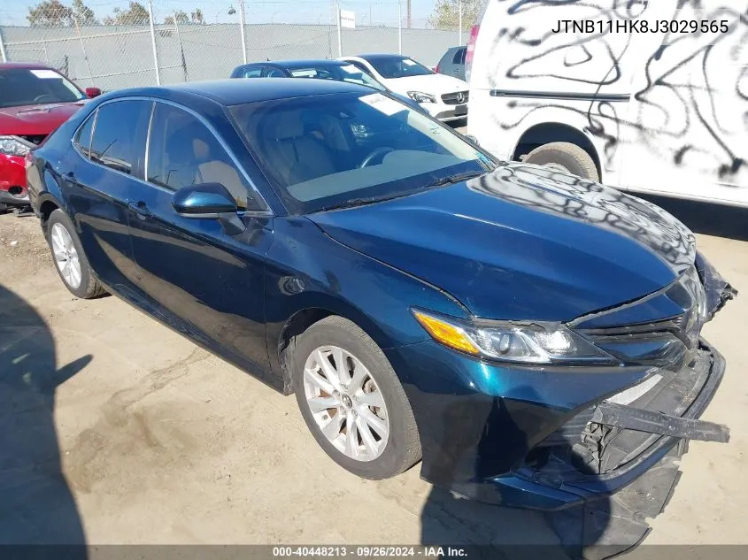 2018 Toyota Camry Le VIN: JTNB11HK8J3029565 Lot: 40448213