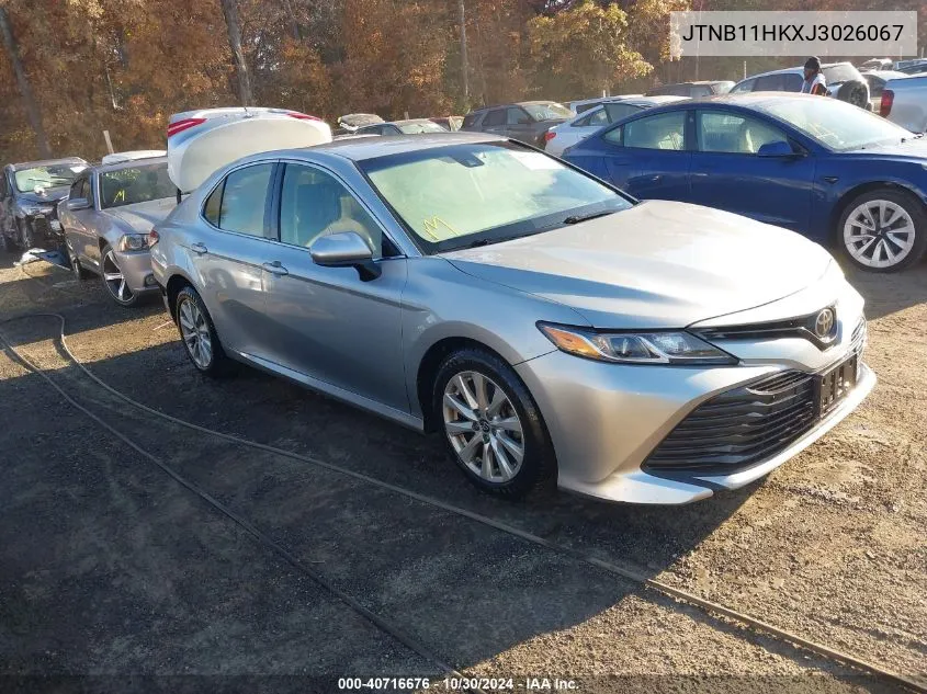 2018 Toyota Camry Le VIN: JTNB11HKXJ3026067 Lot: 40716676