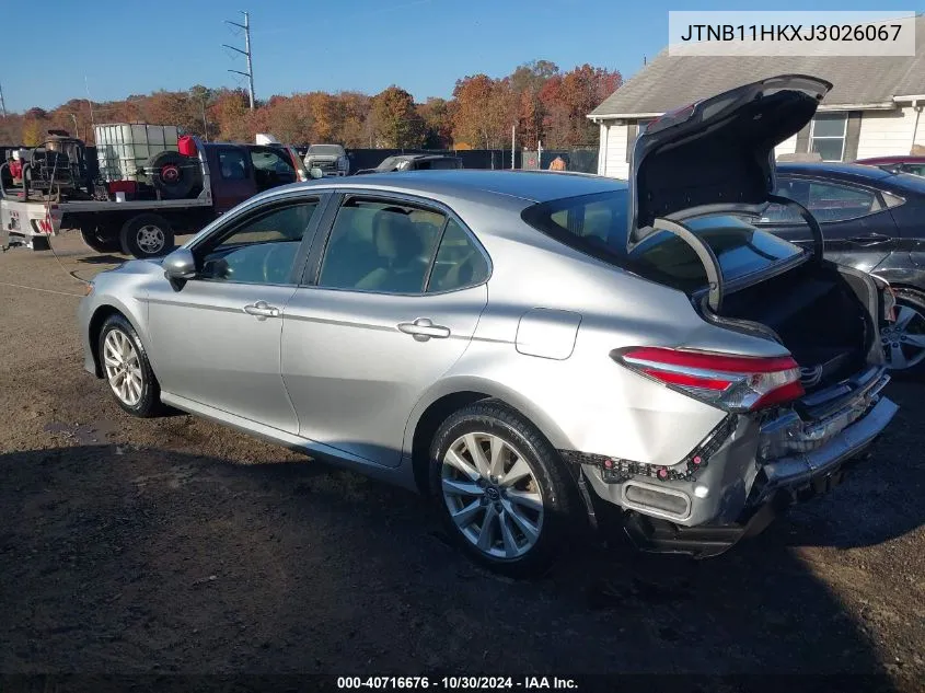 2018 Toyota Camry Le VIN: JTNB11HKXJ3026067 Lot: 40716676