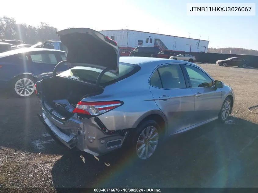 2018 Toyota Camry Le VIN: JTNB11HKXJ3026067 Lot: 40716676