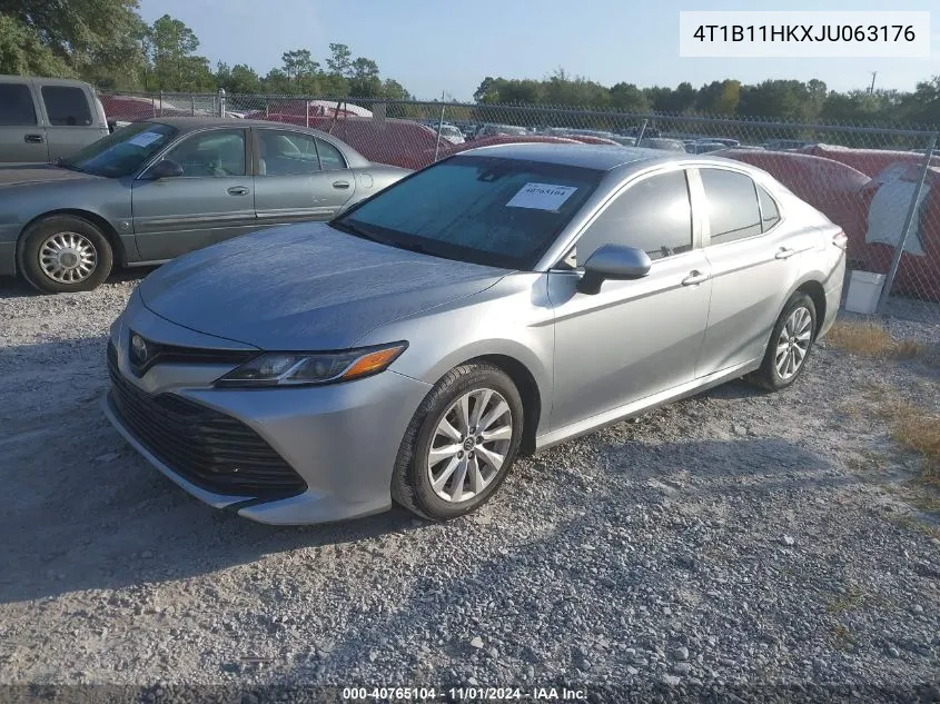 2018 Toyota Camry Le VIN: 4T1B11HKXJU063176 Lot: 40765104