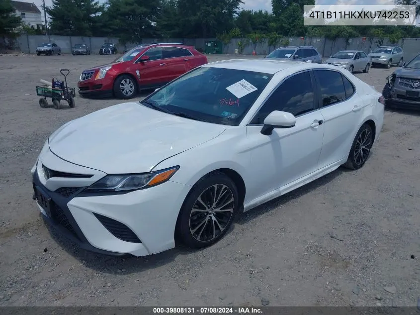 4T1B11HKXKU742253 2019 Toyota Camry Se