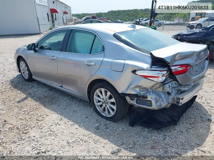 2019 Toyota Camry Le VIN: 4T1B11HK6KU205833 Lot: 39854682