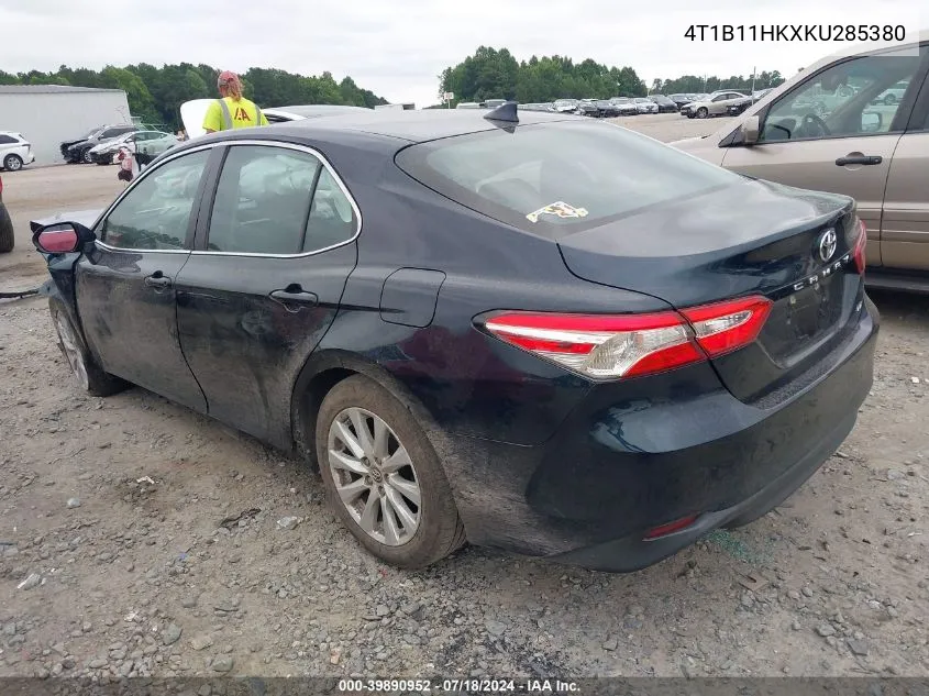 2019 Toyota Camry Le VIN: 4T1B11HKXKU285380 Lot: 39890952