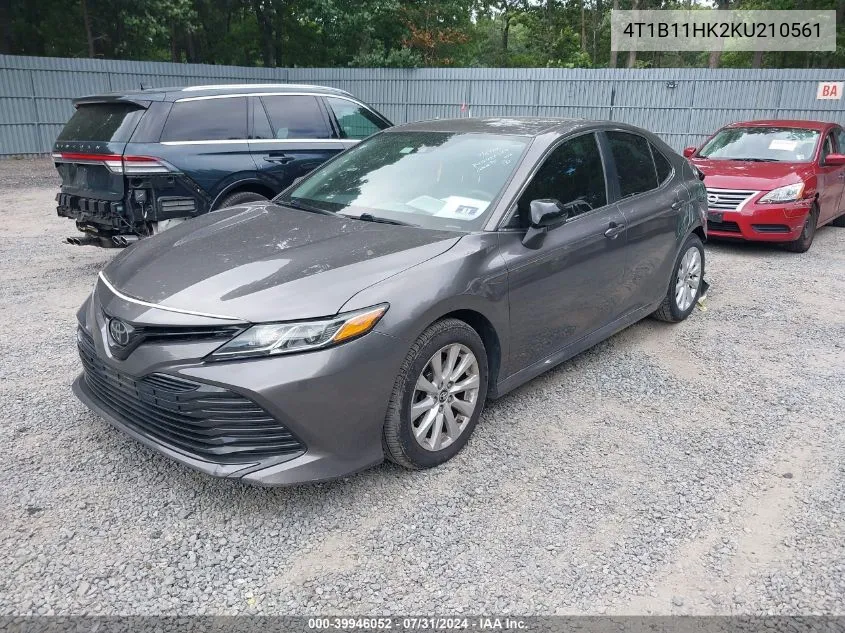 2019 Toyota Camry Le VIN: 4T1B11HK2KU210561 Lot: 39946052