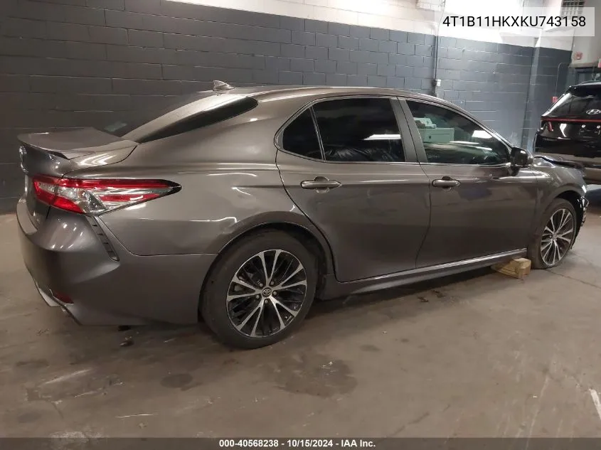 2019 Toyota Camry Se VIN: 4T1B11HKXKU743158 Lot: 40568238