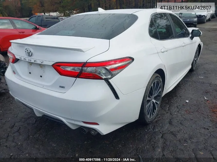 2019 Toyota Camry Se VIN: 4T1B11HK5KU742807 Lot: 40917086