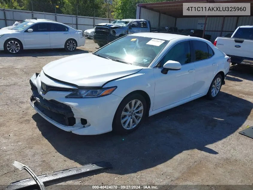 2020 Toyota Camry Le VIN: 4T1C11AKXLU325960 Lot: 40424070