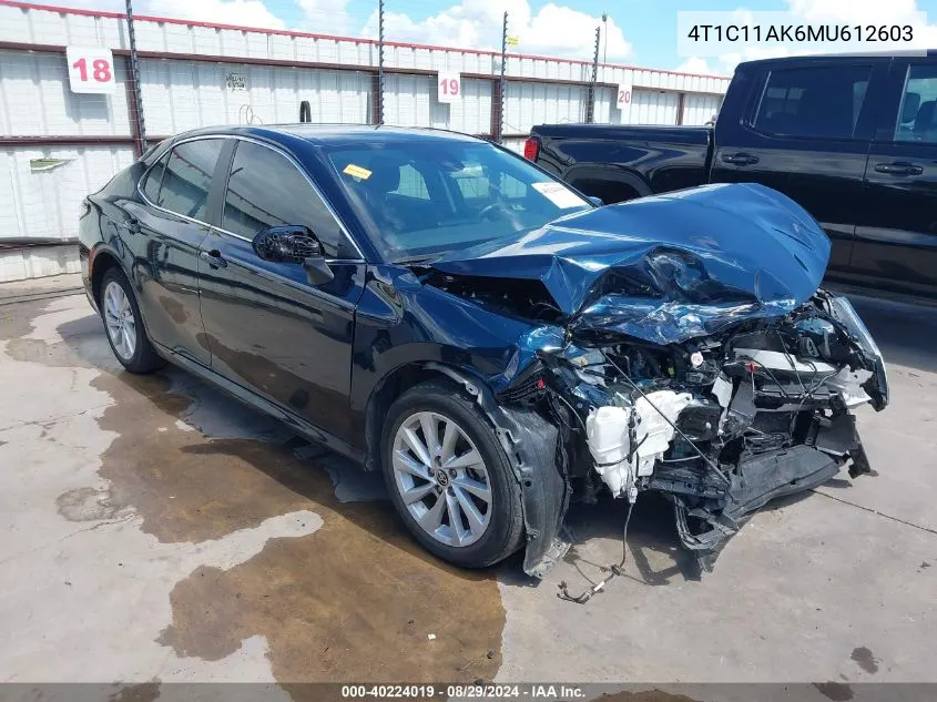 4T1C11AK6MU612603 2021 Toyota Camry Le