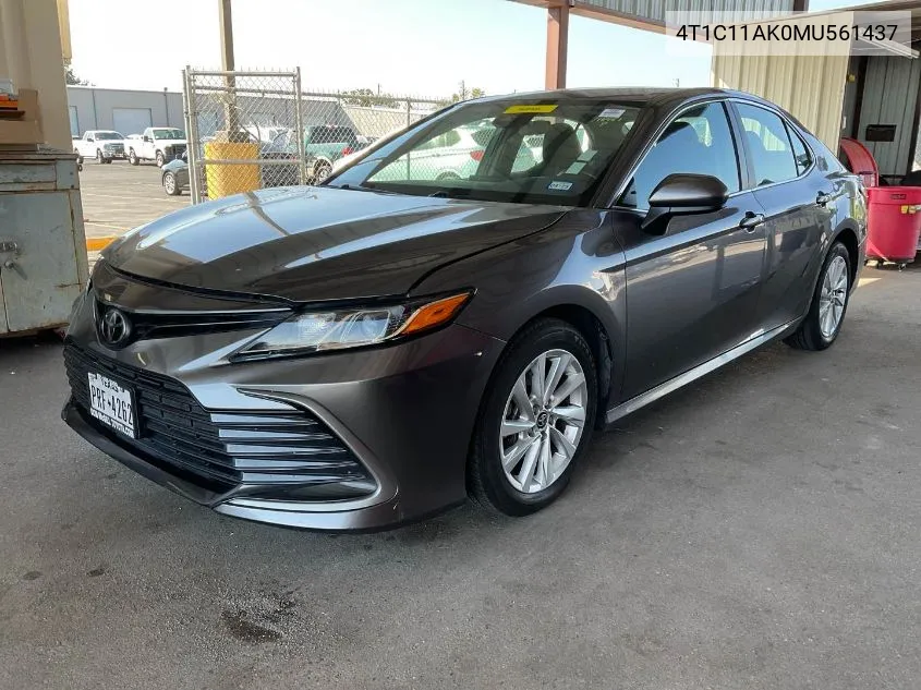 2021 Toyota Camry Le VIN: 4T1C11AK0MU561437 Lot: 40699565