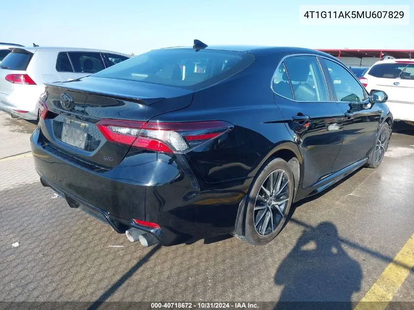 2021 Toyota Camry Se VIN: 4T1G11AK5MU607829 Lot: 40718672