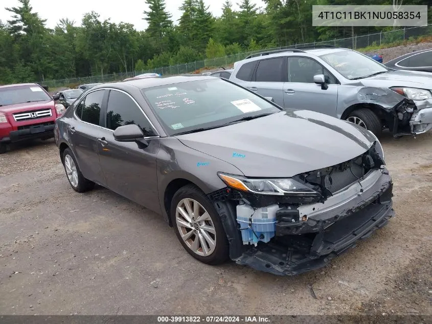 4T1C11BK1NU058354 2022 Toyota Camry Le Awd