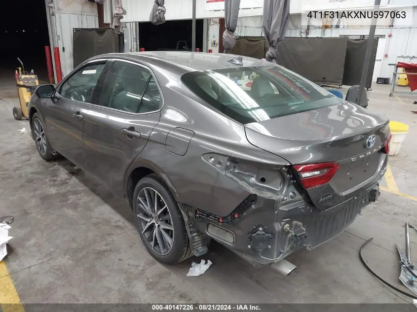 4T1F31AKXNU597063 2022 Toyota Camry Xle