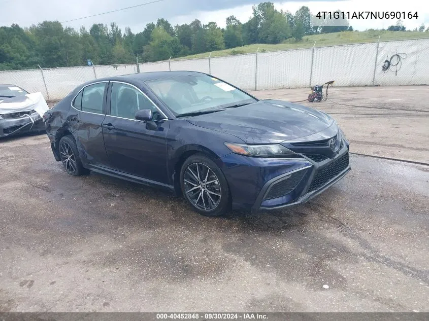 4T1G11AK7NU690164 2022 Toyota Camry Se