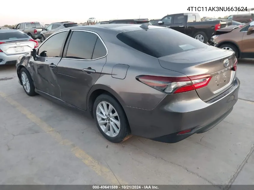 4T1C11AK3NU663624 2022 Toyota Camry Le