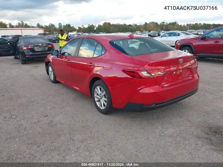 2025 Toyota Camry Le VIN: 4T1DAACK7SU037166 Lot: 40921917