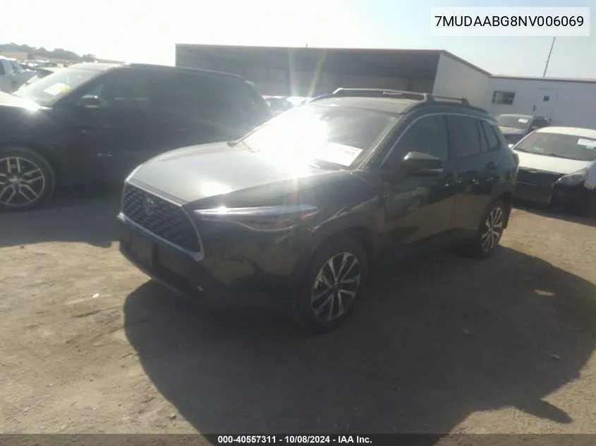 2022 Toyota Corolla Cross Xle VIN: 7MUDAABG8NV006069 Lot: 40557311