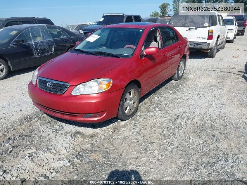 2005 Toyota Corolla Le VIN: 1NXBR32E75Z380944 Lot: 40703102