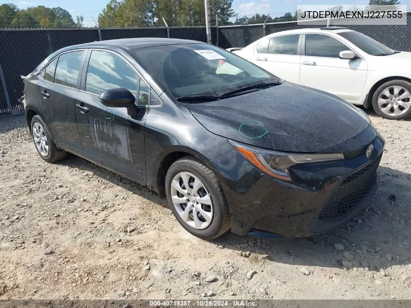 2022 Toyota Corolla Le VIN: JTDEPMAEXNJ227555 Lot: 40719387