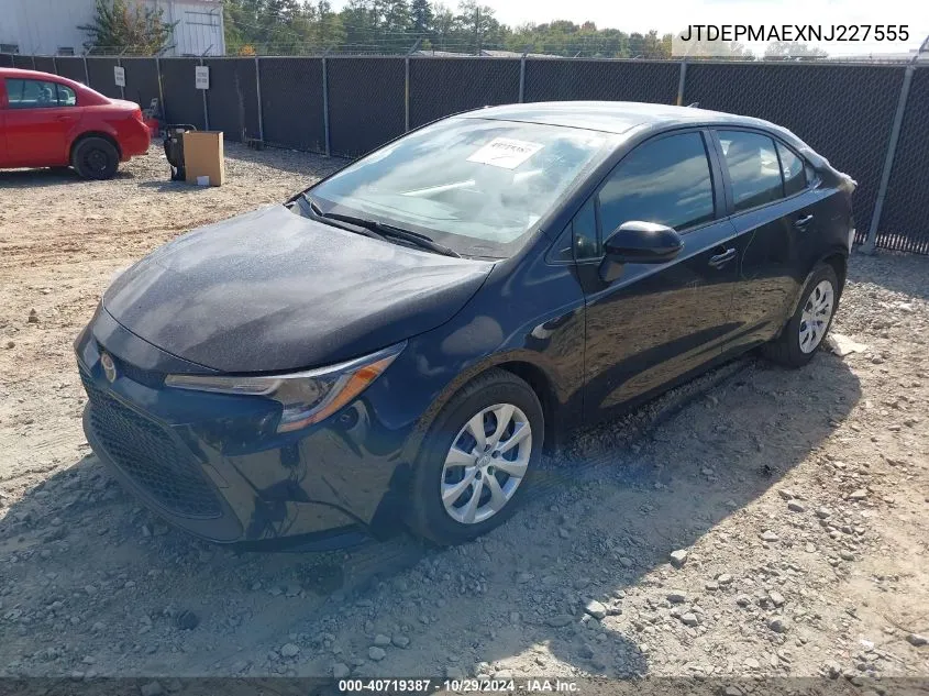 2022 Toyota Corolla Le VIN: JTDEPMAEXNJ227555 Lot: 40719387