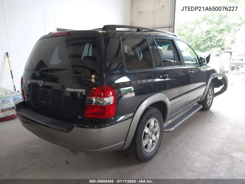 JTEDP21A650076227 2005 Toyota Highlander V6