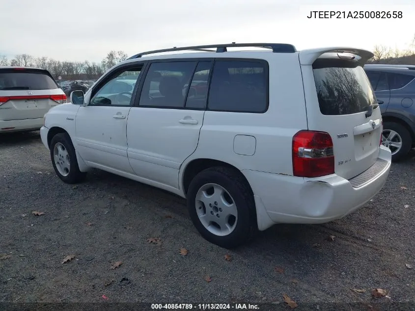 2005 Toyota Highlander Limited V6 VIN: JTEEP21A250082658 Lot: 40854789