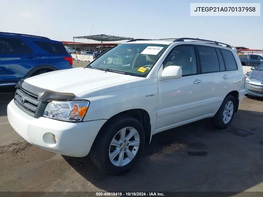 2007 Toyota Highlander Sport V6 VIN: JTEGP21A070137958 Lot: 40618418