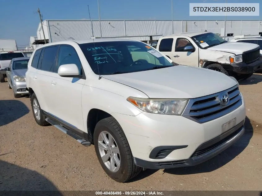 2011 Toyota Highlander Base V6 VIN: 5TDZK3EH2BS038900 Lot: 40456495