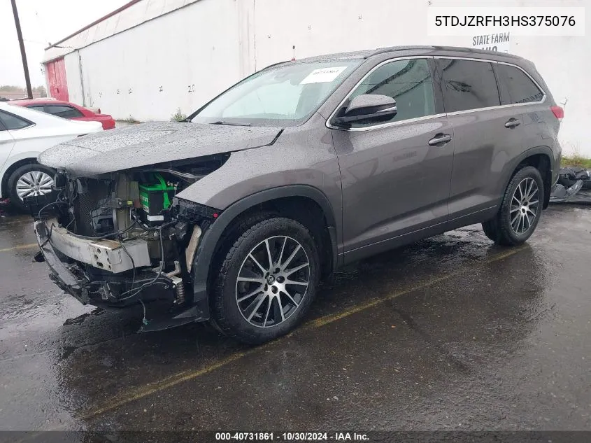 5TDJZRFH3HS375076 2017 Toyota Highlander Se