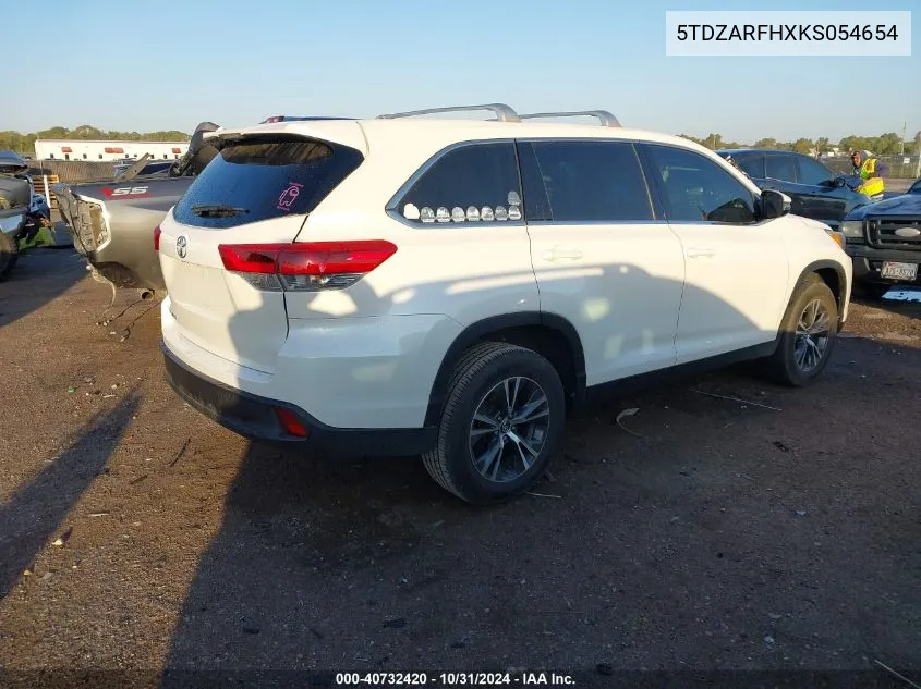 2019 Toyota Highlander Le VIN: 5TDZARFHXKS054654 Lot: 40732420