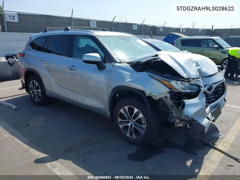 5TDGZRAH9LS028622 2020 Toyota Highlander Xle