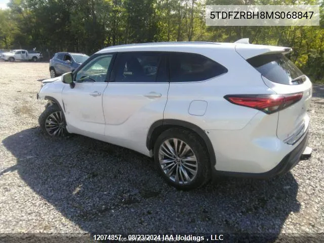 2021 Toyota Highlander Platinum VIN: 5TDFZRBH8MS068847 Lot: 12074857