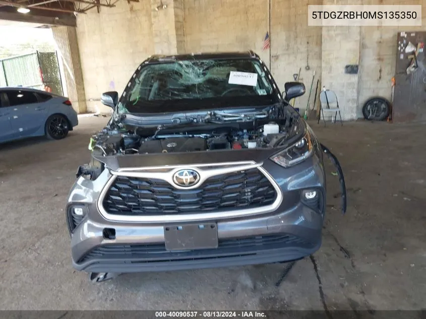 5TDGZRBH0MS135350 2021 Toyota Highlander Xle