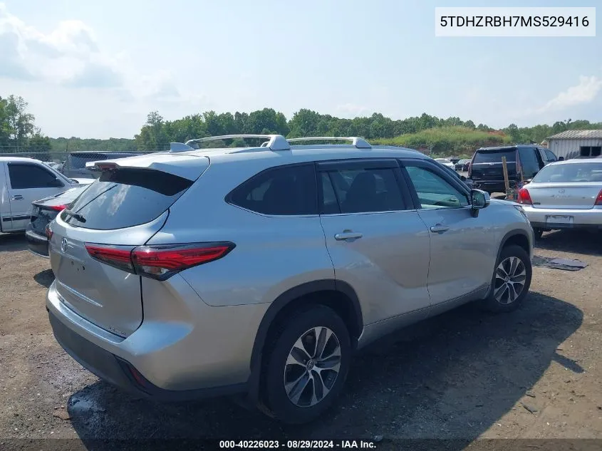 5TDHZRBH7MS529416 2021 Toyota Highlander Xle