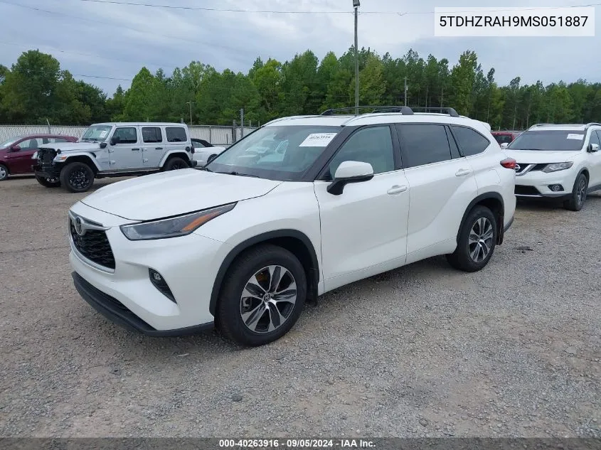 2021 Toyota Highlander Xle VIN: 5TDHZRAH9MS051887 Lot: 40263916