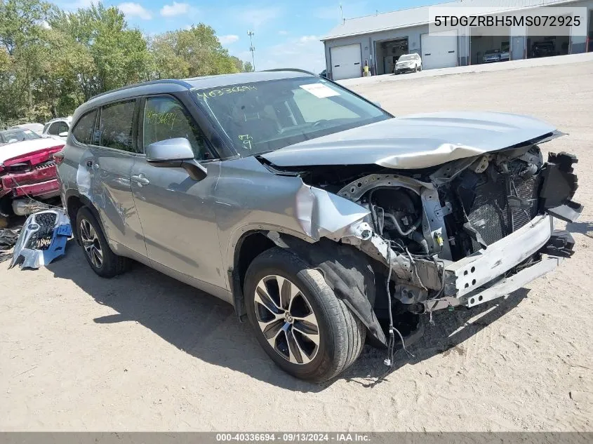 5TDGZRBH5MS072925 2021 Toyota Highlander Xle