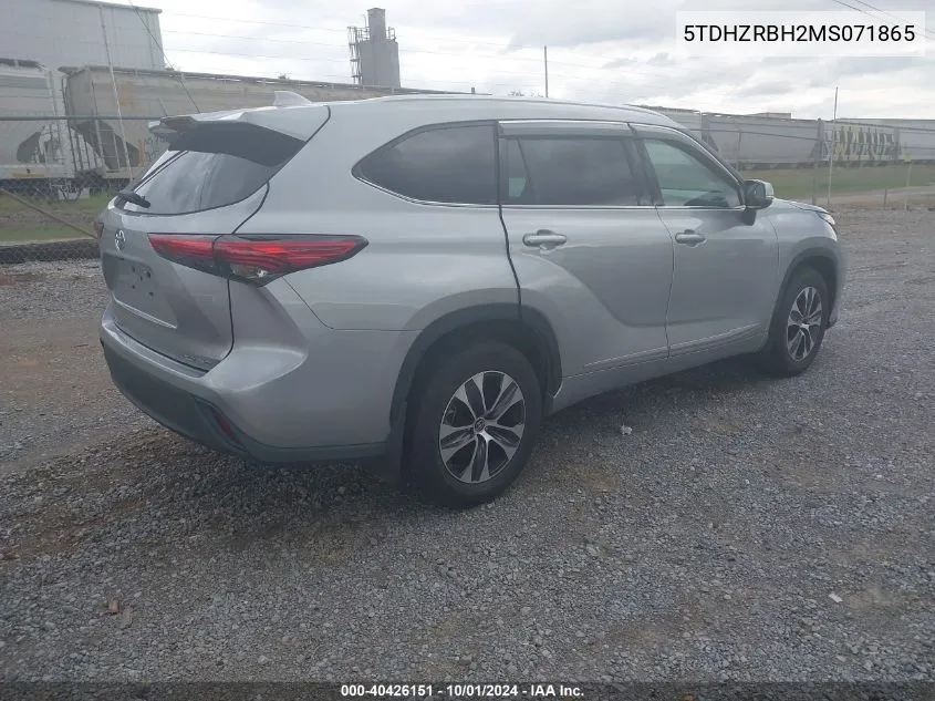 5TDHZRBH2MS071865 2021 Toyota Highlander Xle