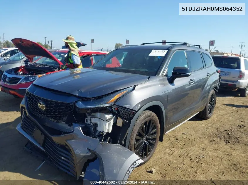 2021 Toyota Highlander Xse VIN: 5TDJZRAH0MS064352 Lot: 40442502