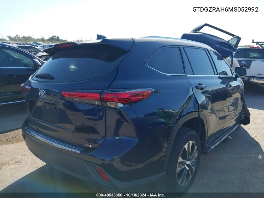 2021 Toyota Highlander Xle VIN: 5TDGZRAH6MS052992 Lot: 40533350