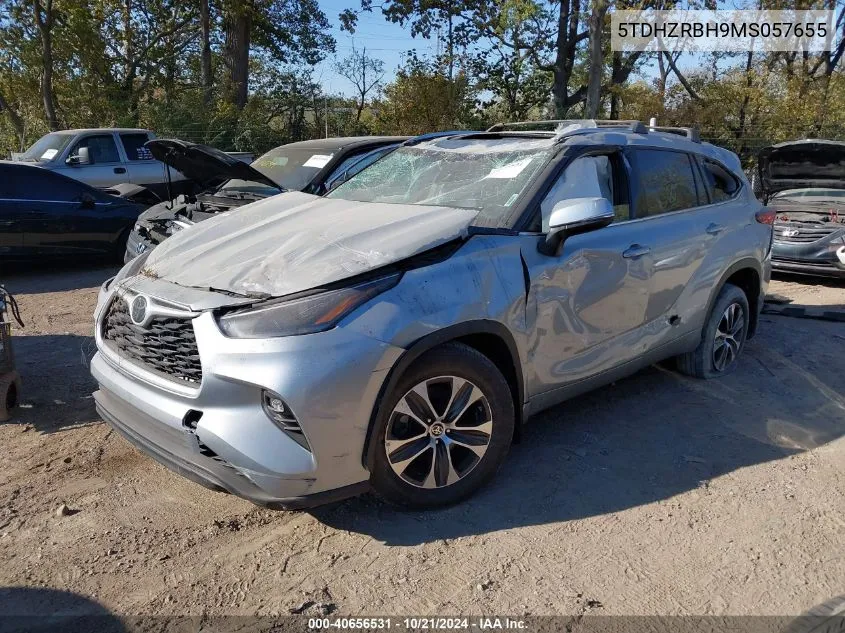 5TDHZRBH9MS057655 2021 Toyota Highlander Xle