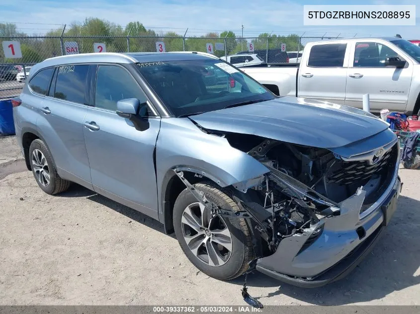 5TDGZRBH0NS208895 2022 Toyota Highlander Xle