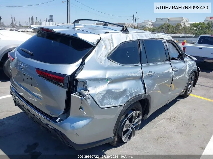 5TDHZRAH7NS093430 2022 Toyota Highlander Xle