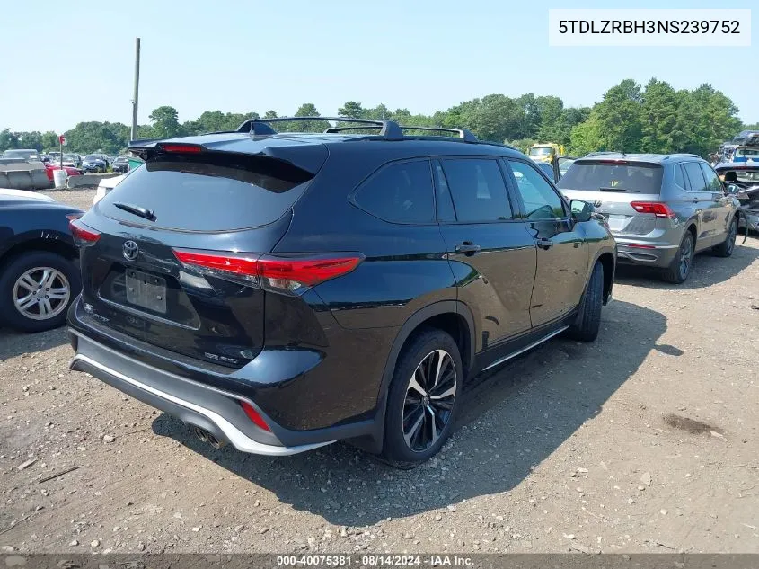 5TDLZRBH3NS239752 2022 Toyota Highlander Xse