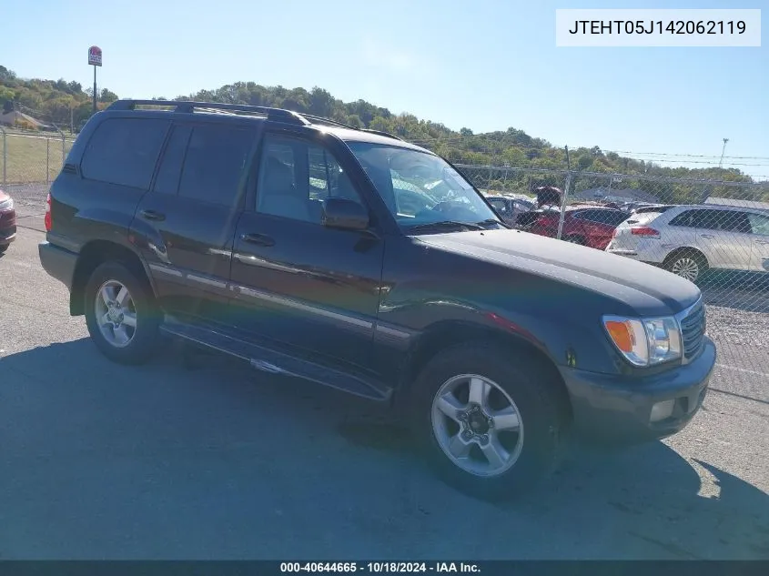 2004 Toyota Land Cruiser VIN: JTEHT05J142062119 Lot: 40644665