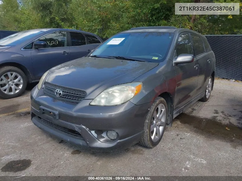 2T1KR32E45C387061 2005 Toyota Matrix Xr